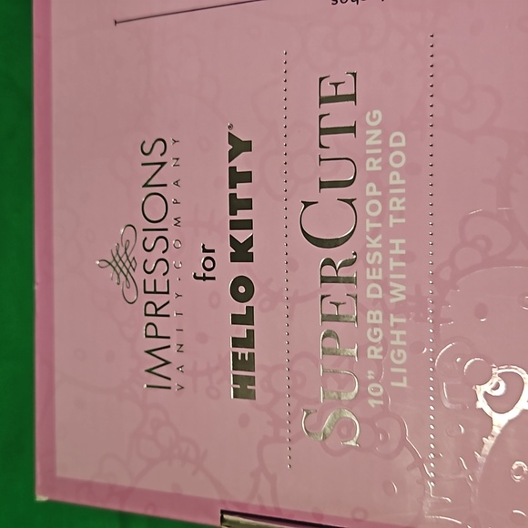 Hello Kitty Super Cute 10 inch desktop Ring Light with tripod - Picture 8 of 11